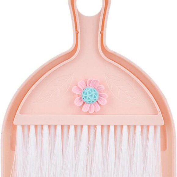 New Small Pink Dustpan with Adorable Flower & White Soft Bristles - Picture 2 of 8
